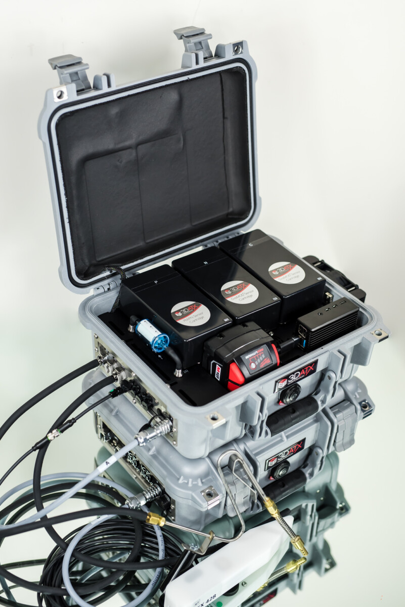 parSYNC® FLEX with top open showing cartridges and internal components